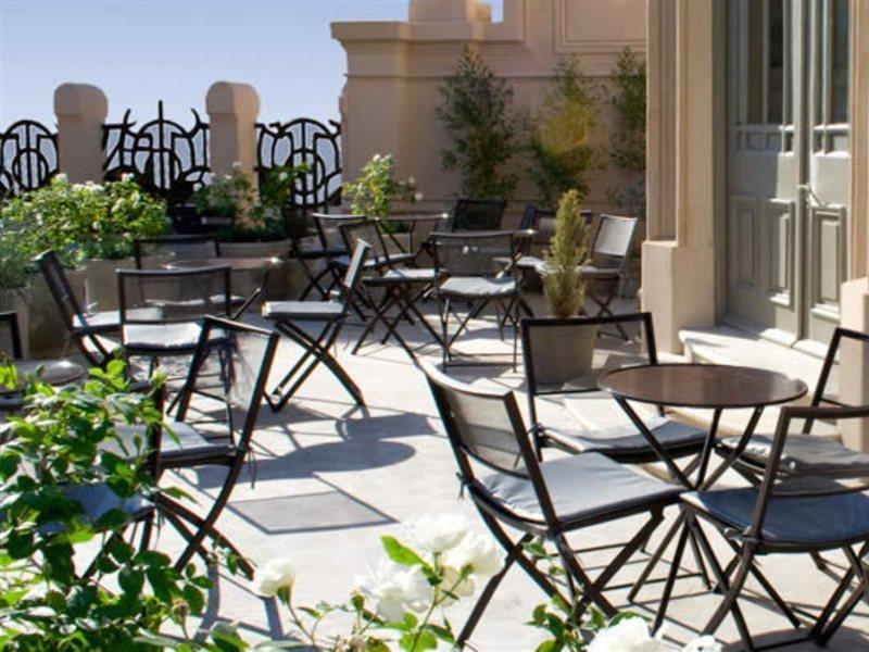 Hotel Esplendor By Wyndham Savoy 4*