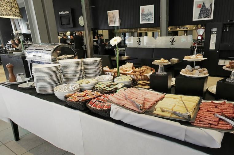 Hotel Esplendor By Wyndham Savoy 4*